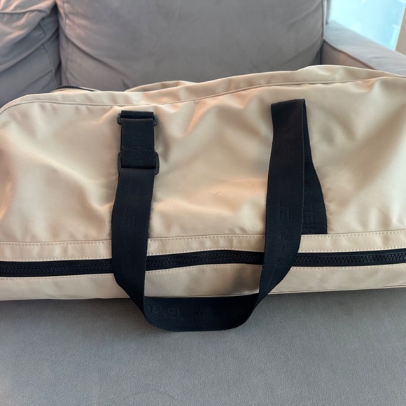 Authentic Vintage Chanel Travel Bag with Authenticity Card - Picture 2 of 8